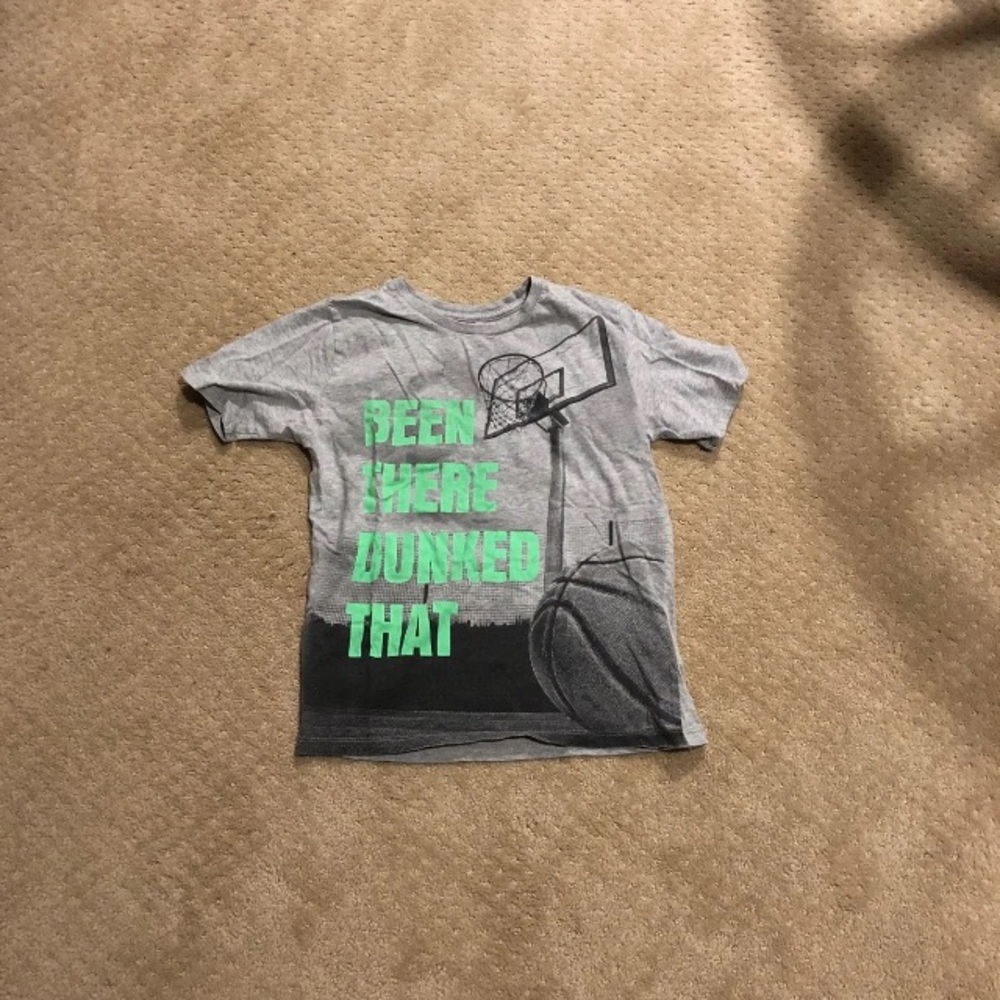 Short sleeve shirt